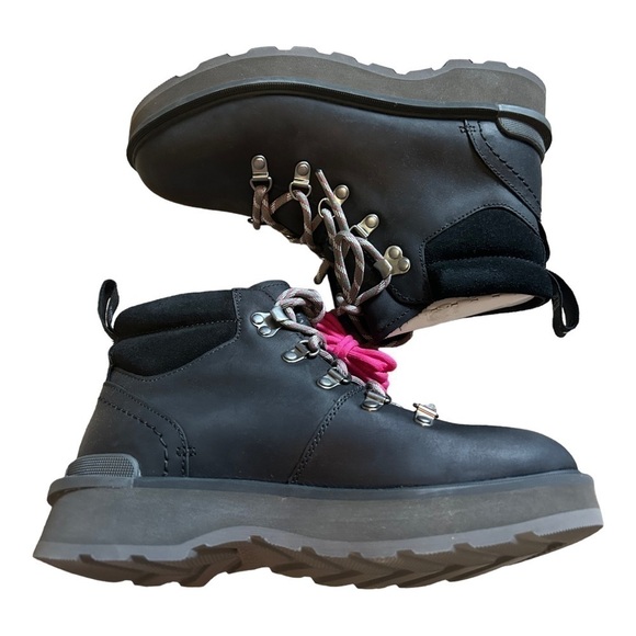 Sorel WOMEN'S HI-LINE HIKER BOOT in black - Picture 6 of 14